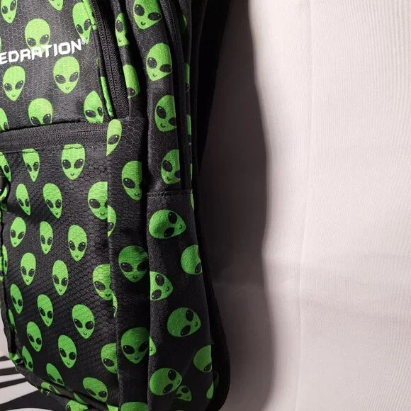 Vibedration Hydration Backpack w/o bladder - Aliens - Used display picture 3